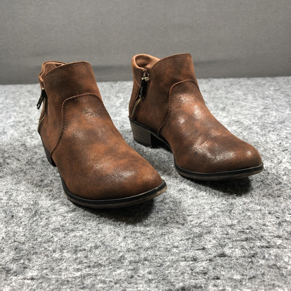 American Rag AR AABBY Ankle Booties Womens 7.5 Brown Faux Leather Zip Casual